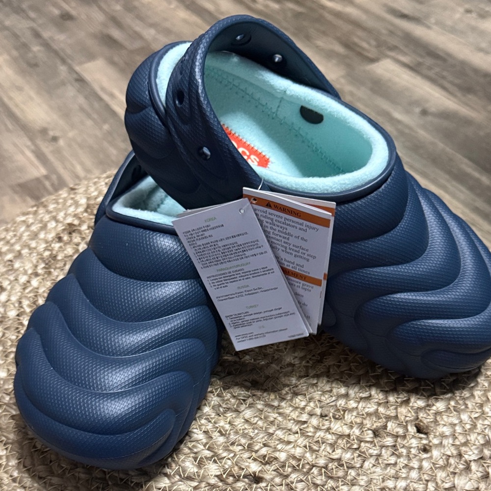 CROCS Navy and Aqua Over-puffed clogs.  Men’s size 5 or Women’s 7.  NWT